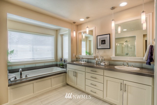 906 231st ( 17) Street Southeast Bothell, WA 98021 - Photo 13 of 23