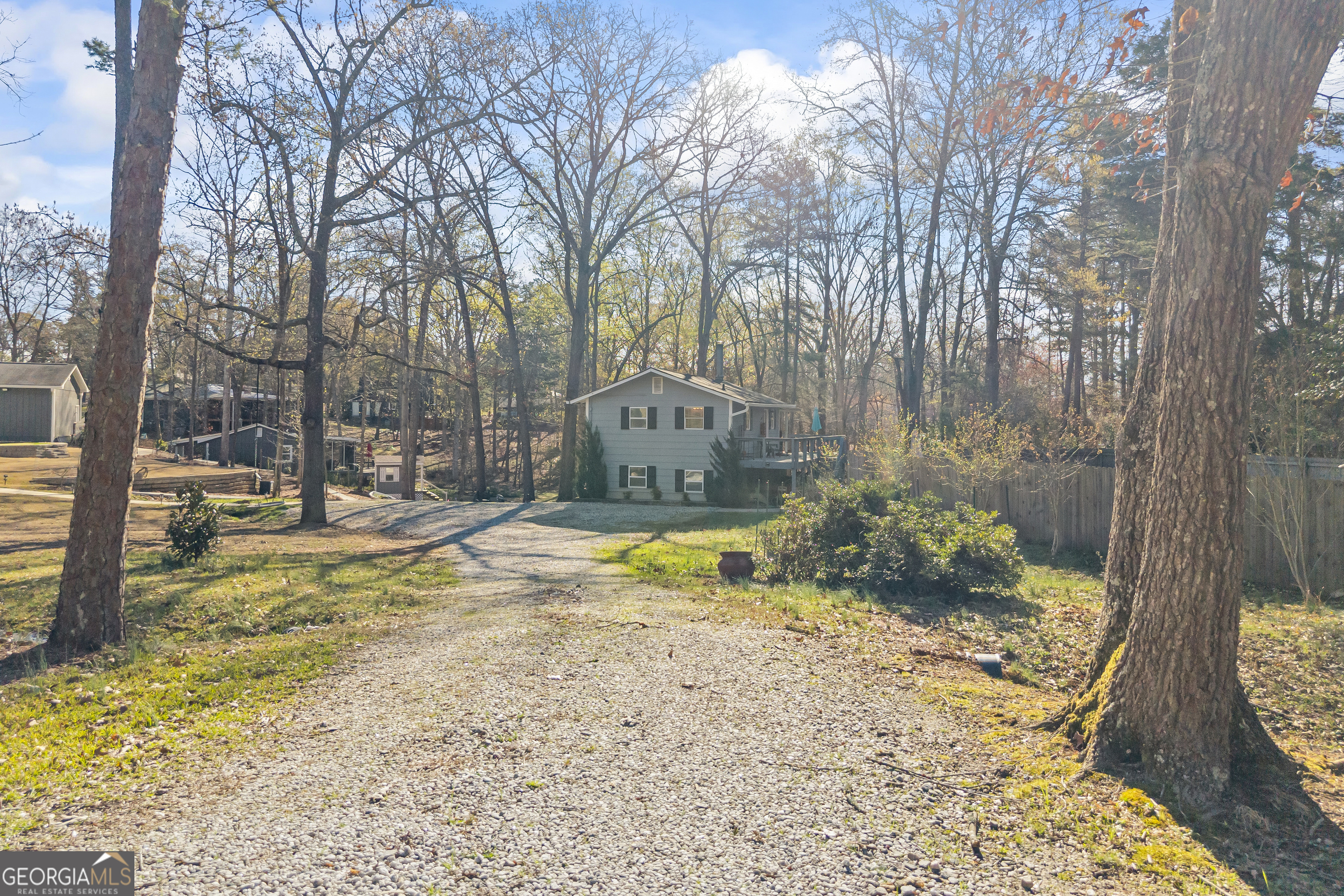 39 Jim Garvey Road Hartwell, GA 30643 - Photo 3 of 66