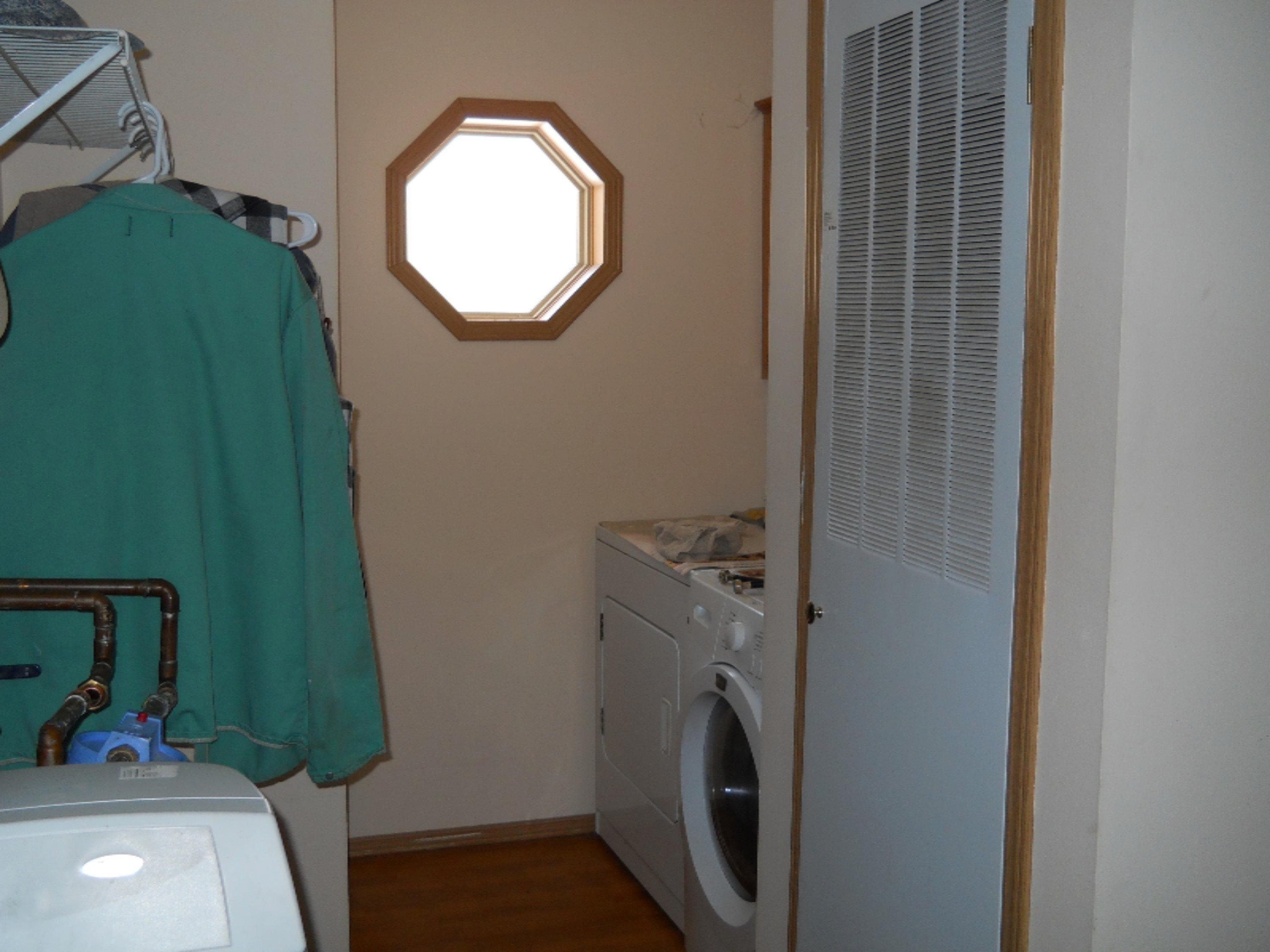 8232 13 Mile Road Mecosta, MI 49332 - Photo 18 of 20 Laundry
