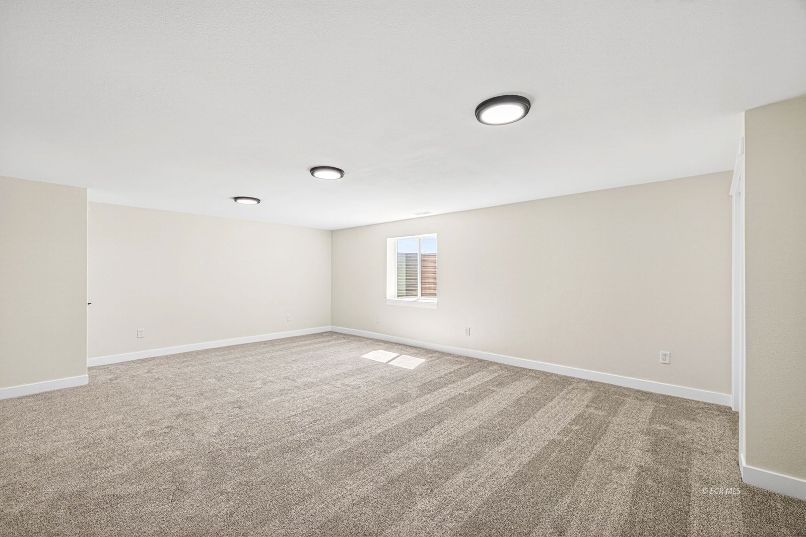 412 Edgebrook Way Spring Creek, NV 89815 - Photo 27 of 47