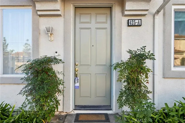 $949,000 | 425 North Bloomberry, Orange, CA 92869