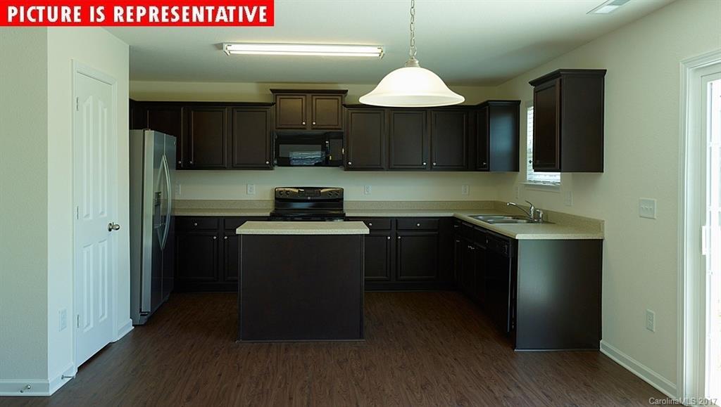 5312 Oakdale Ridge Road, Unit 37 Charlotte, NC 28216 - Photo 6 of 12 Gallery Image 6