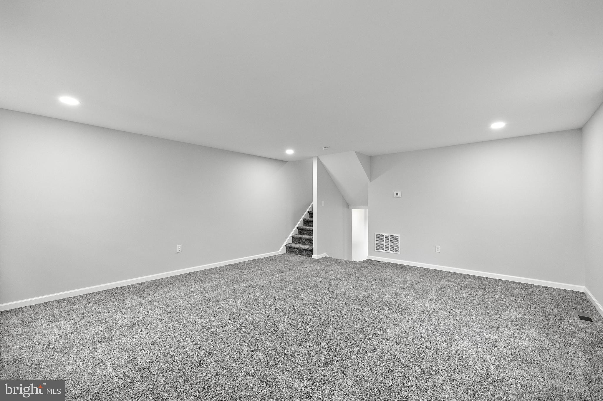 2049 Melson Road Wilmington, DE 19808 - Photo 18 of 24 Living room