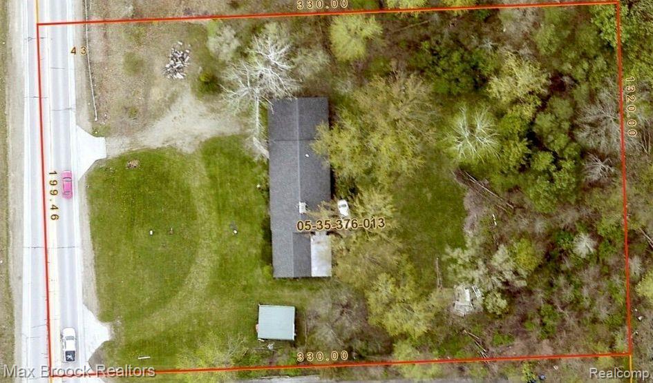 100 Rochester Road Leonard, MI 48367 - Photo 2 of 11