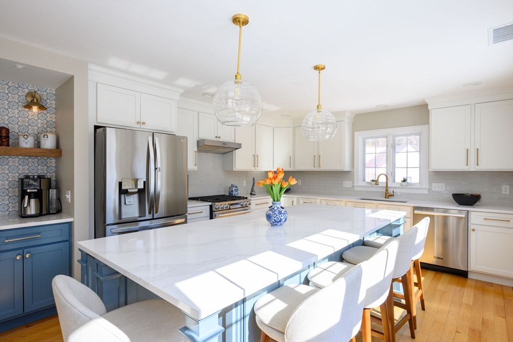 70 River Road Hanover, MA 02339 - Photo 4 of 42