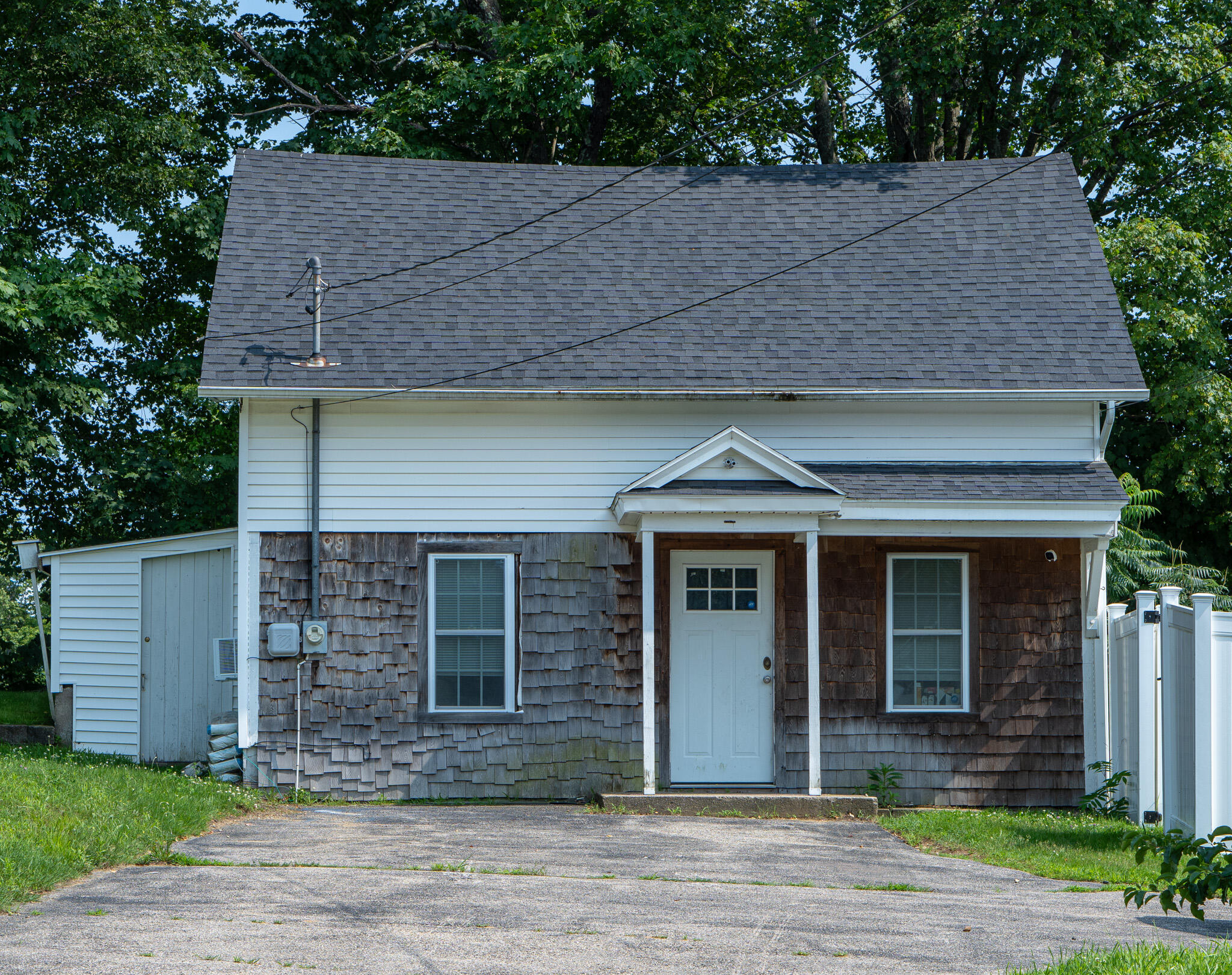 3 Brompton Street Sanford, ME 04073 - Photo 4 of 22 Front Home Photo
