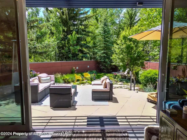 a view of outdoor space yard and patio
