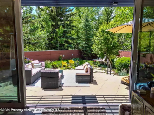 a view of outdoor space yard and patio