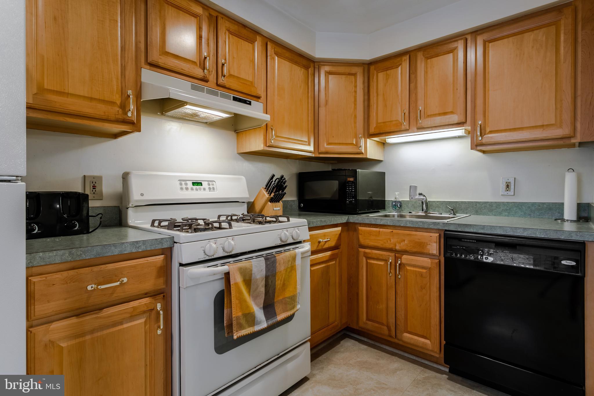 5242 Fairhaven Road Secane, PA 19018 - Photo 9 of 21 Gallery Image 9