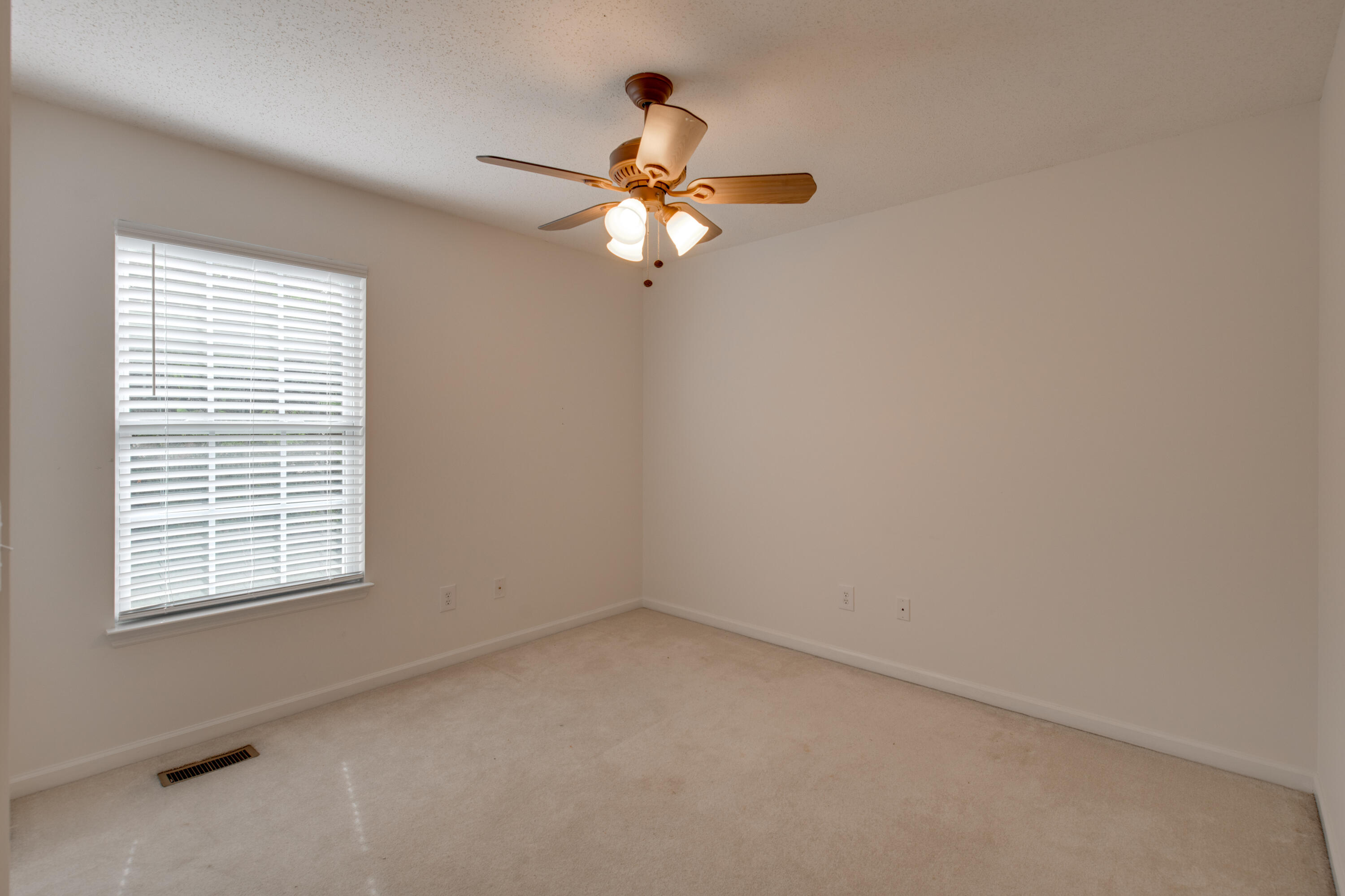 6837 Old Stage Road Chattanooga, TN 37421 - Photo 27 of 34 6837 OLD STAGE RD