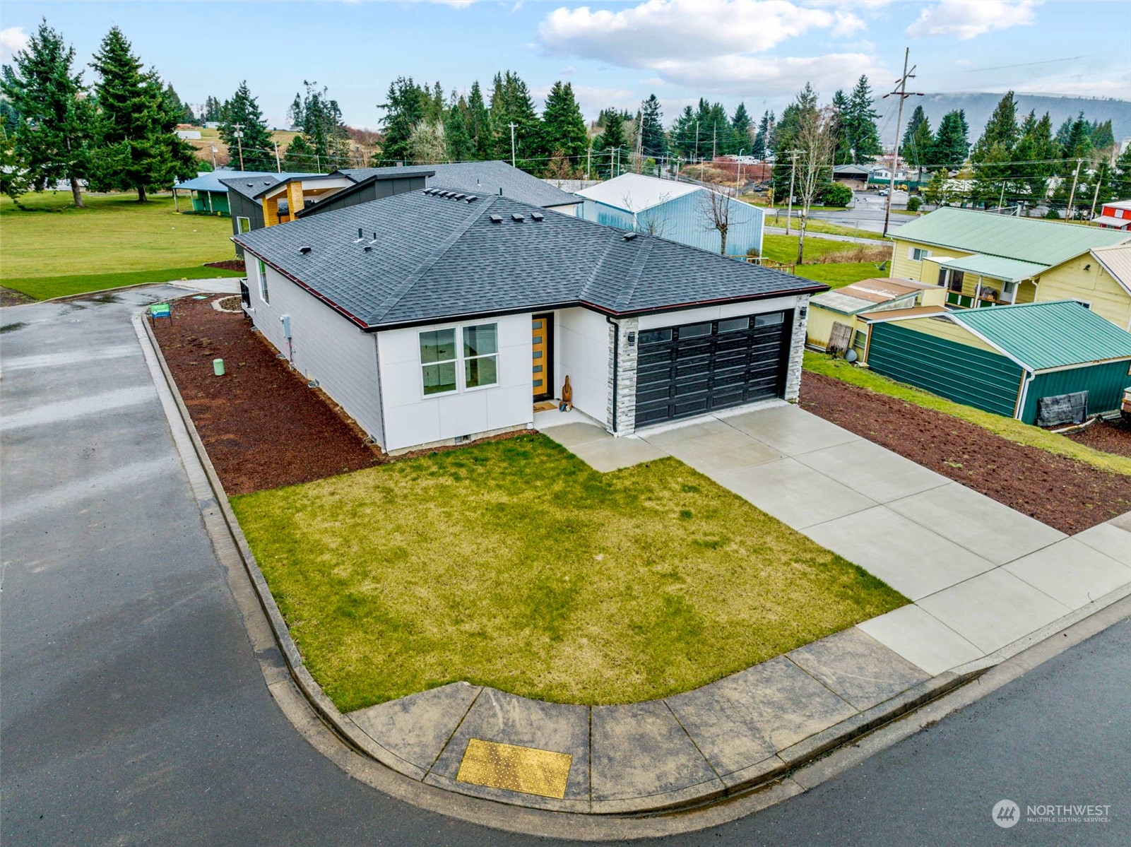 4 Linquist Lane Cathlamet, WA 98612 - Photo 36 of 39 Gallery Image 36