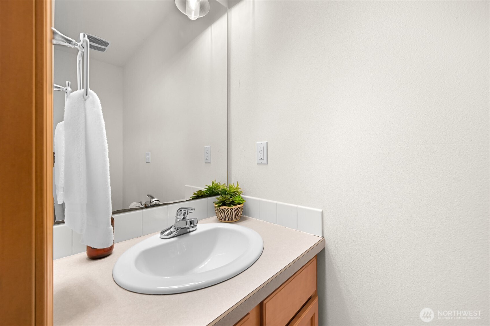 3500 South Avenue Bellingham, WA 98229 - Photo 24 of 38 a bathroom with a sink and a mirror