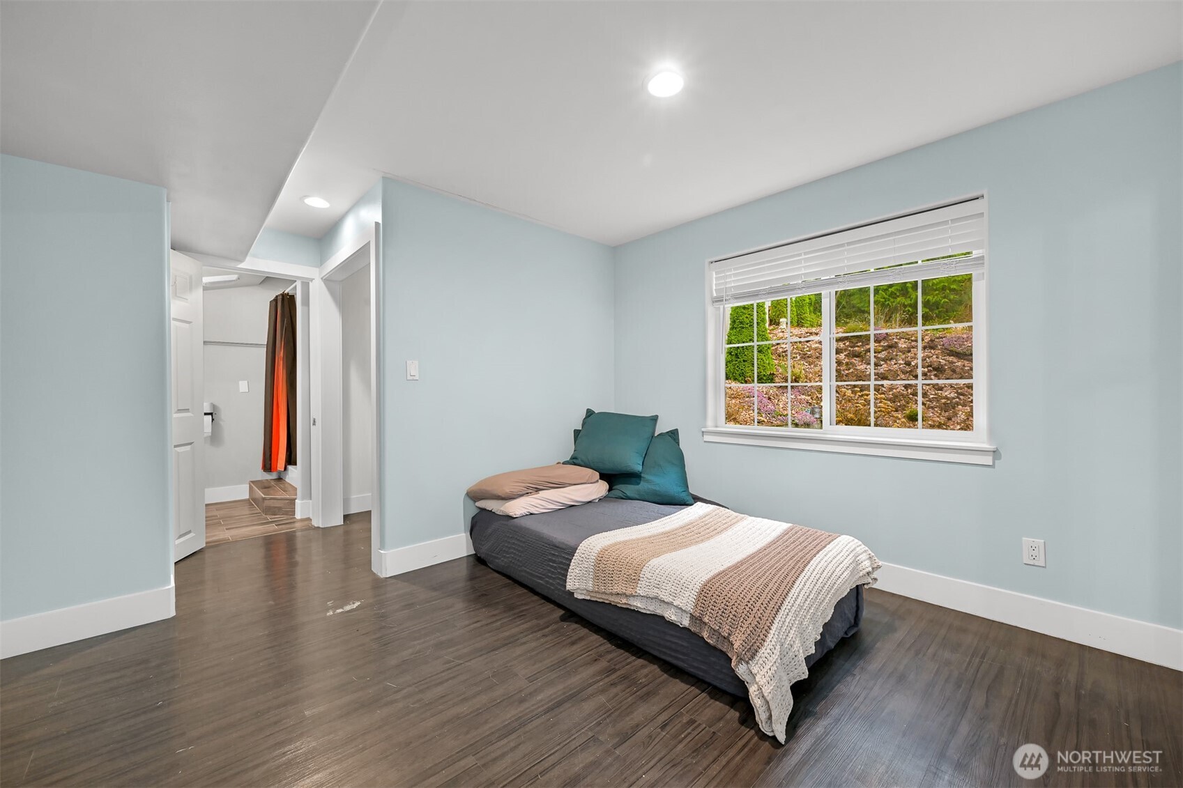 3500 South Avenue Bellingham, WA 98229 - Photo 28 of 38 a bedroom with a bed and window