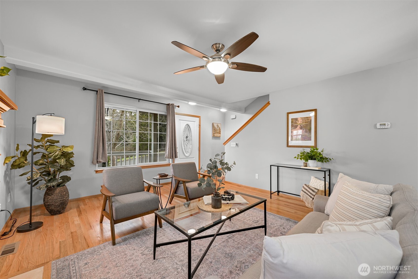 3500 South Avenue Bellingham, WA 98229 - Photo 10 of 38 a living room with furniture ceiling fan and a window