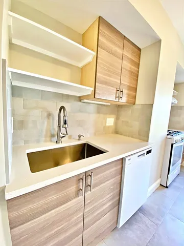 a close view of sink and tap