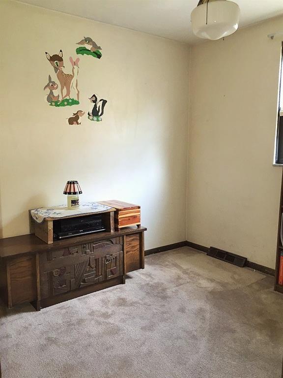 360 Lincoln Hall Road Elizabeth, PA 15037 - Photo 23 of 25 Gallery Image 23