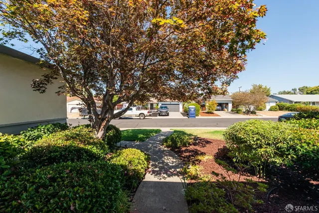 $849,000 | 4650 Phyllis Lane, Concord, CA 94521