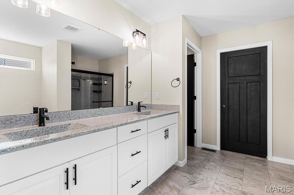 1433 Victoria Square Court O'Fallon, IL 62269 - Photo 24 of 42