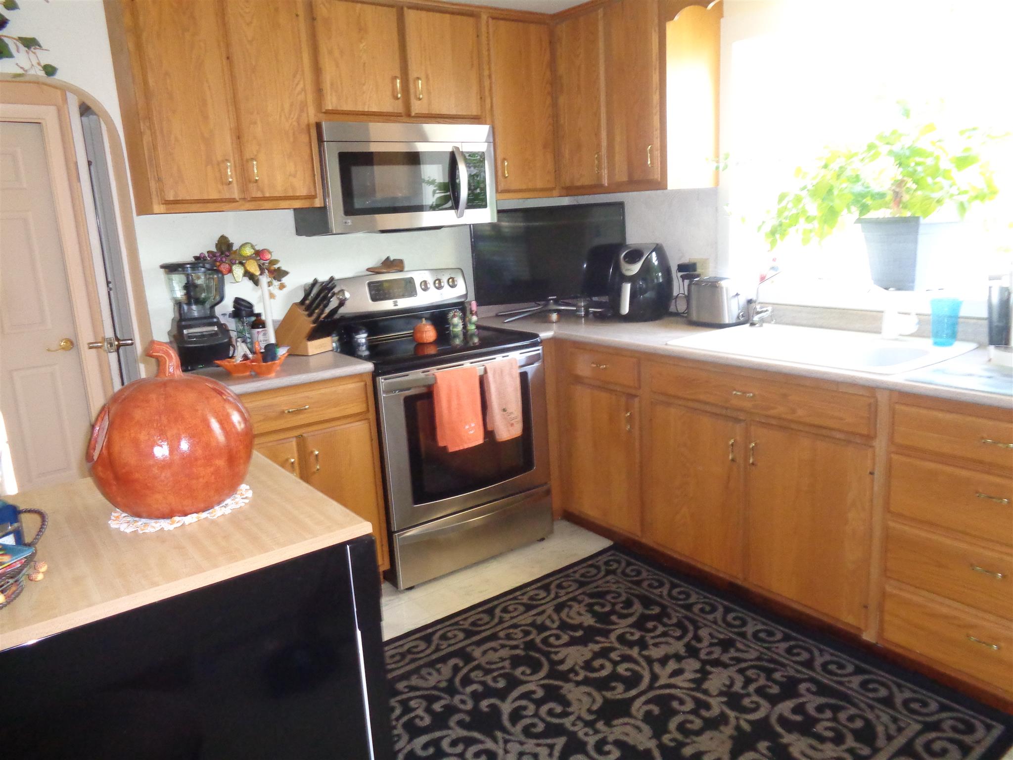 2110 Flaugh Road Fort Wayne, IN 46818 - Photo 10 of 21
