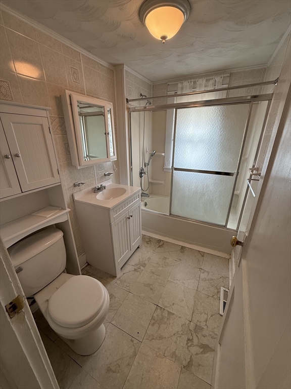 145 Moxon Street Springfield, MA 01151 - Photo 11 of 28