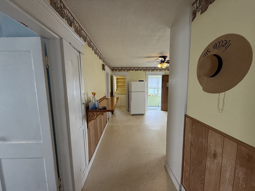 145 Moxon Street Springfield, MA 01151 - Photo 14 of 28