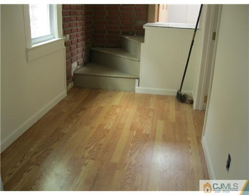 76 Spring Street Woodbridge, NJ 07095 - Photo 11 of 11 Gallery Image 11