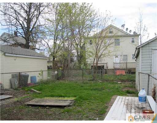 76 Spring Street Woodbridge, NJ 07095 - Photo 8 of 11 Gallery Image 8