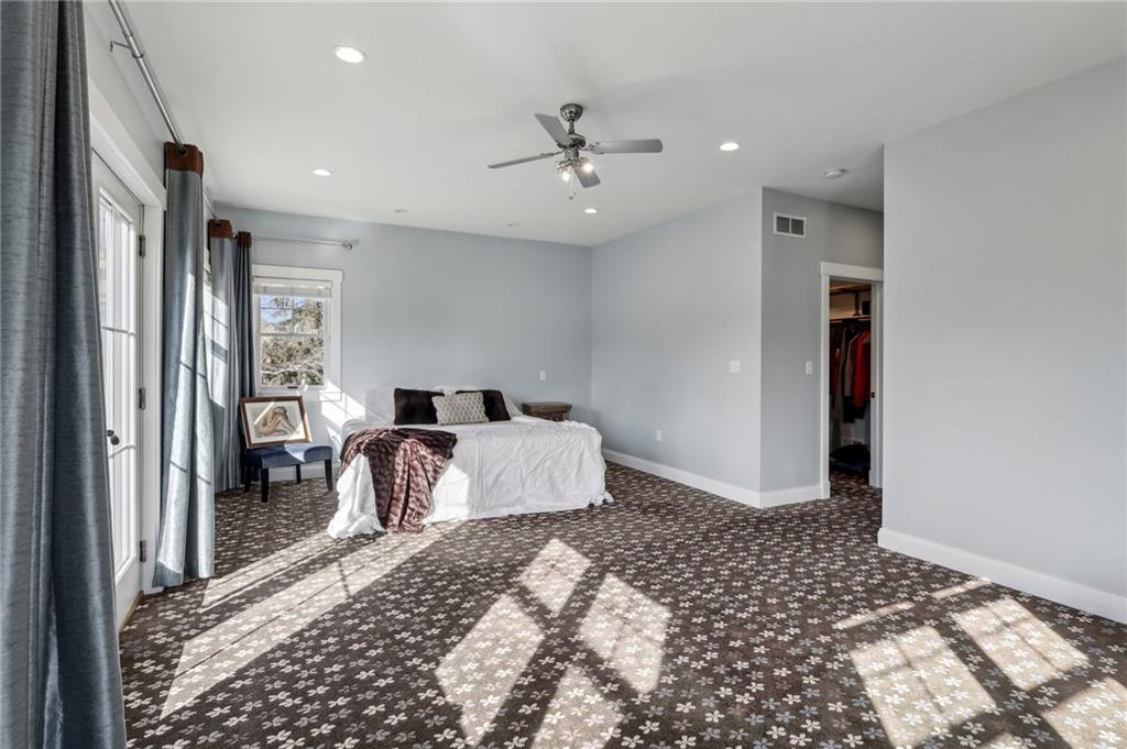 964 Thorn Run Road Coraopolis, PA 15108 - Photo 19 of 46