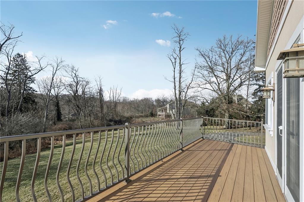 964 Thorn Run Road Coraopolis, PA 15108 - Photo 21 of 46