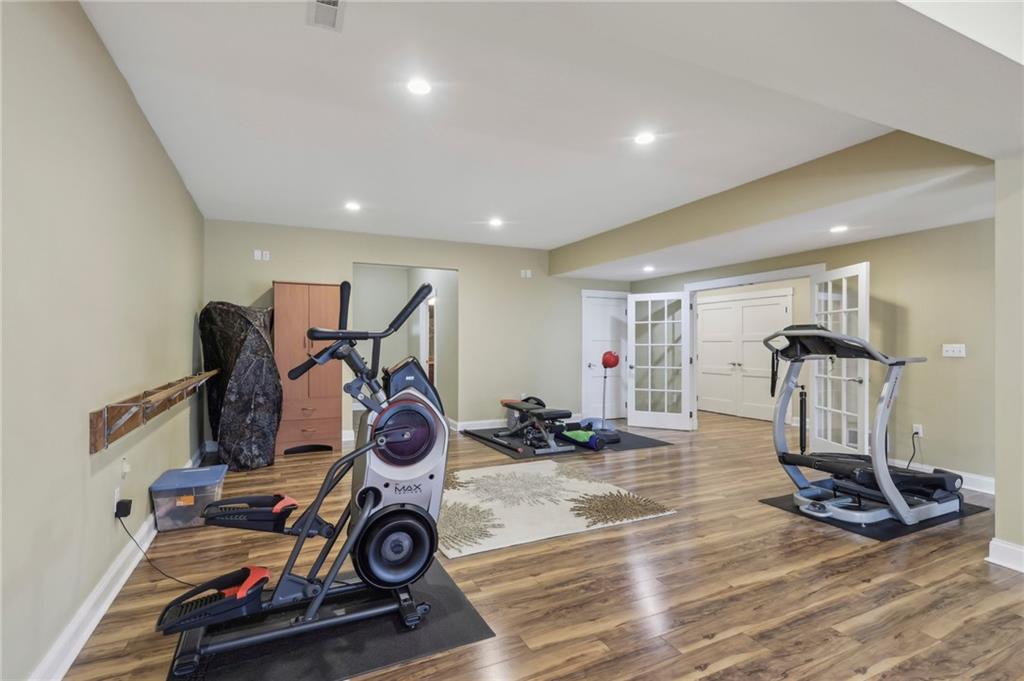 964 Thorn Run Road Coraopolis, PA 15108 - Photo 40 of 46