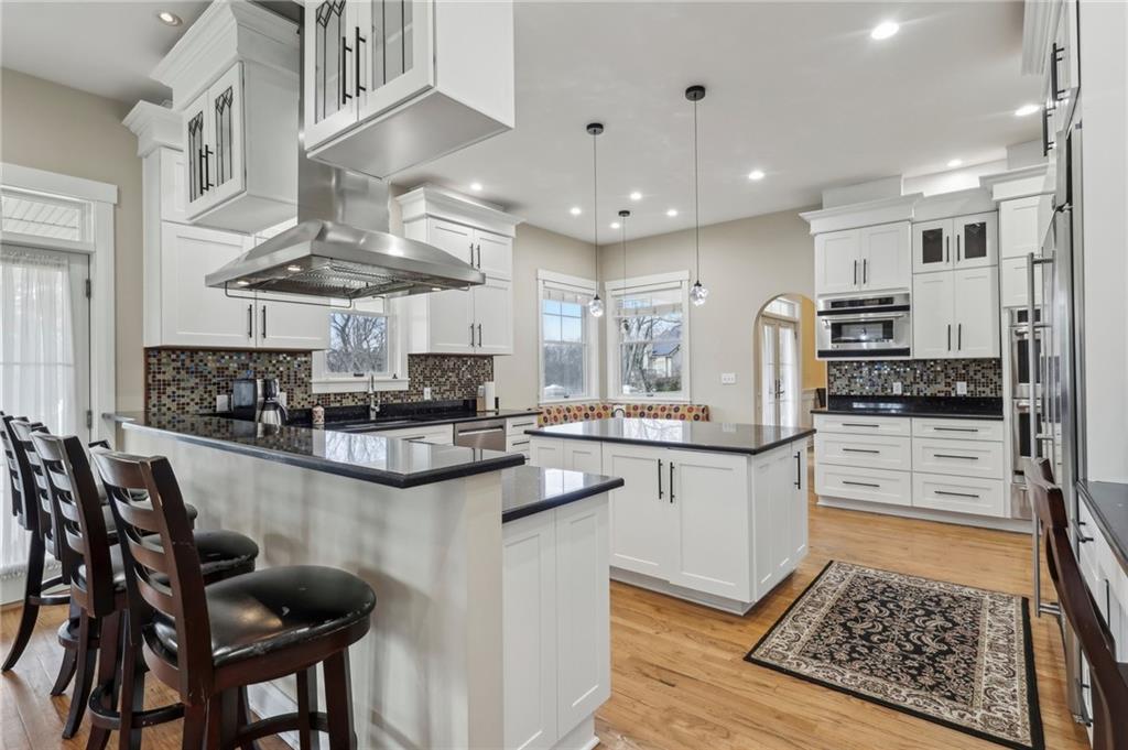 964 Thorn Run Road Coraopolis, PA 15108 - Photo 7 of 46