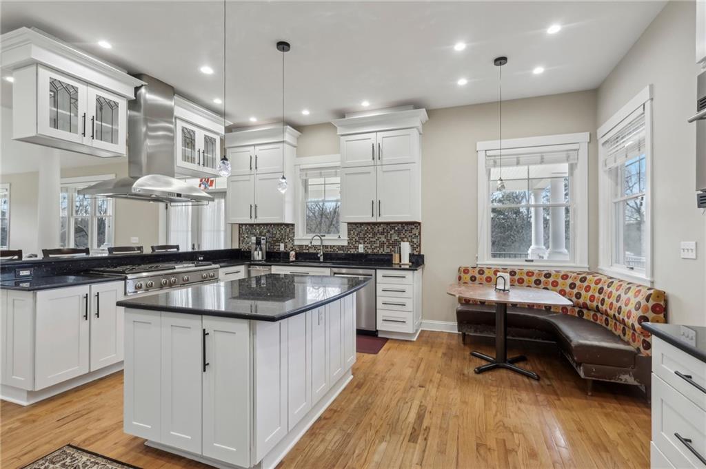 964 Thorn Run Road Coraopolis, PA 15108 - Photo 8 of 46