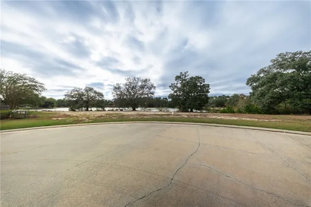 $125,000 | 701 Northlake Drive, Covington, LA 70435