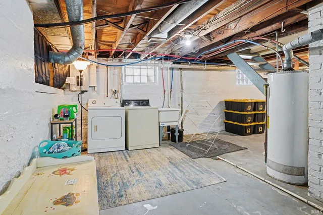 $179,900 | 519 West 10th Street, Mishawaka, IN 46544