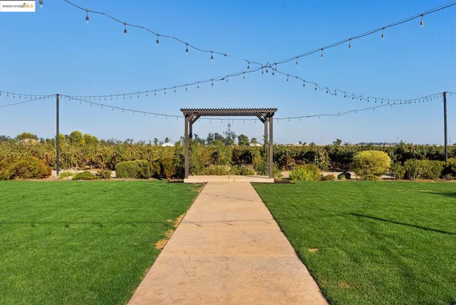 $6,998,000 | 3501 Byer Road, Byron, CA 94514