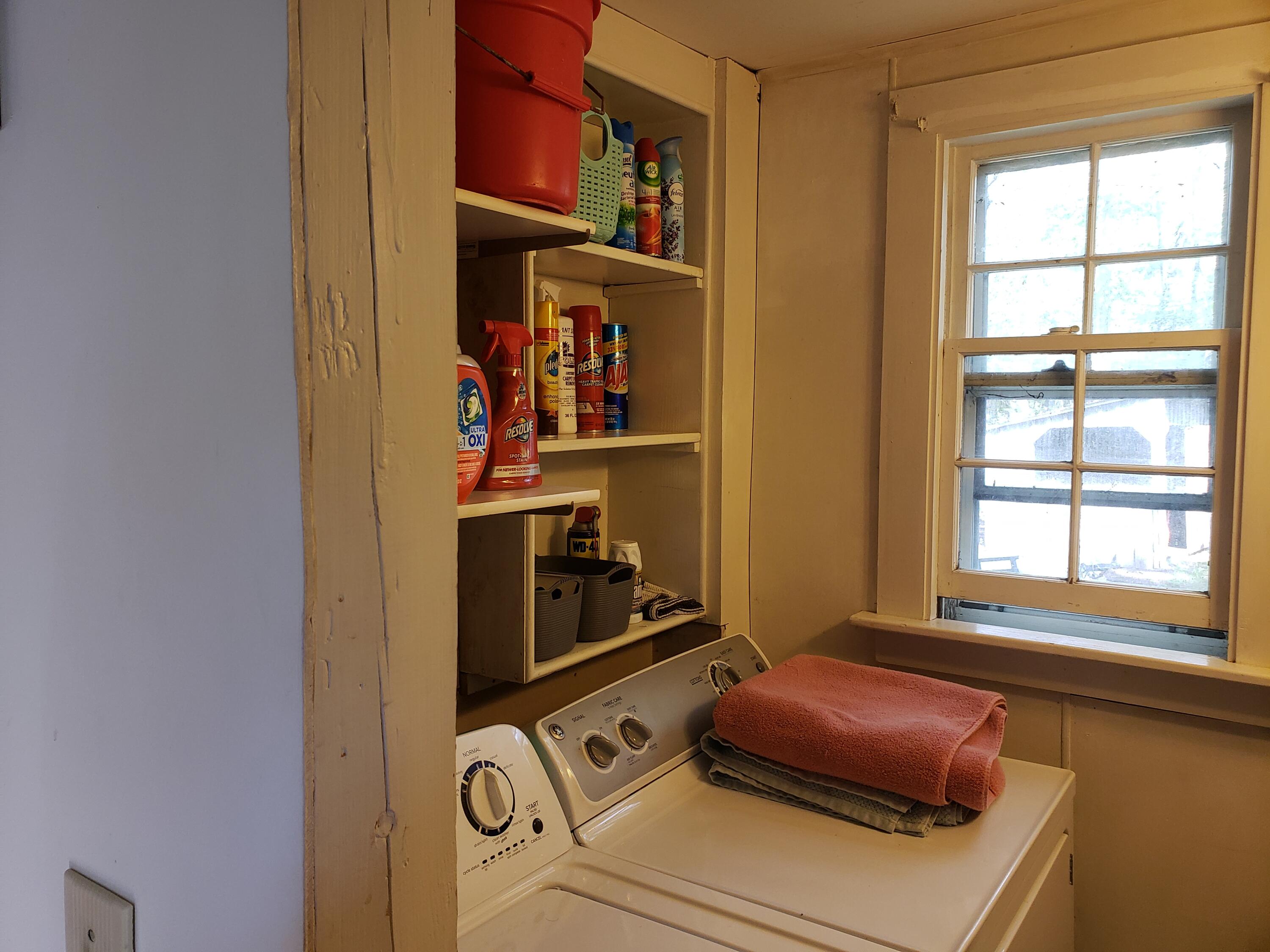 45 Riverside Drive Camden, ME 04843 - Photo 9 of 27 laundry room