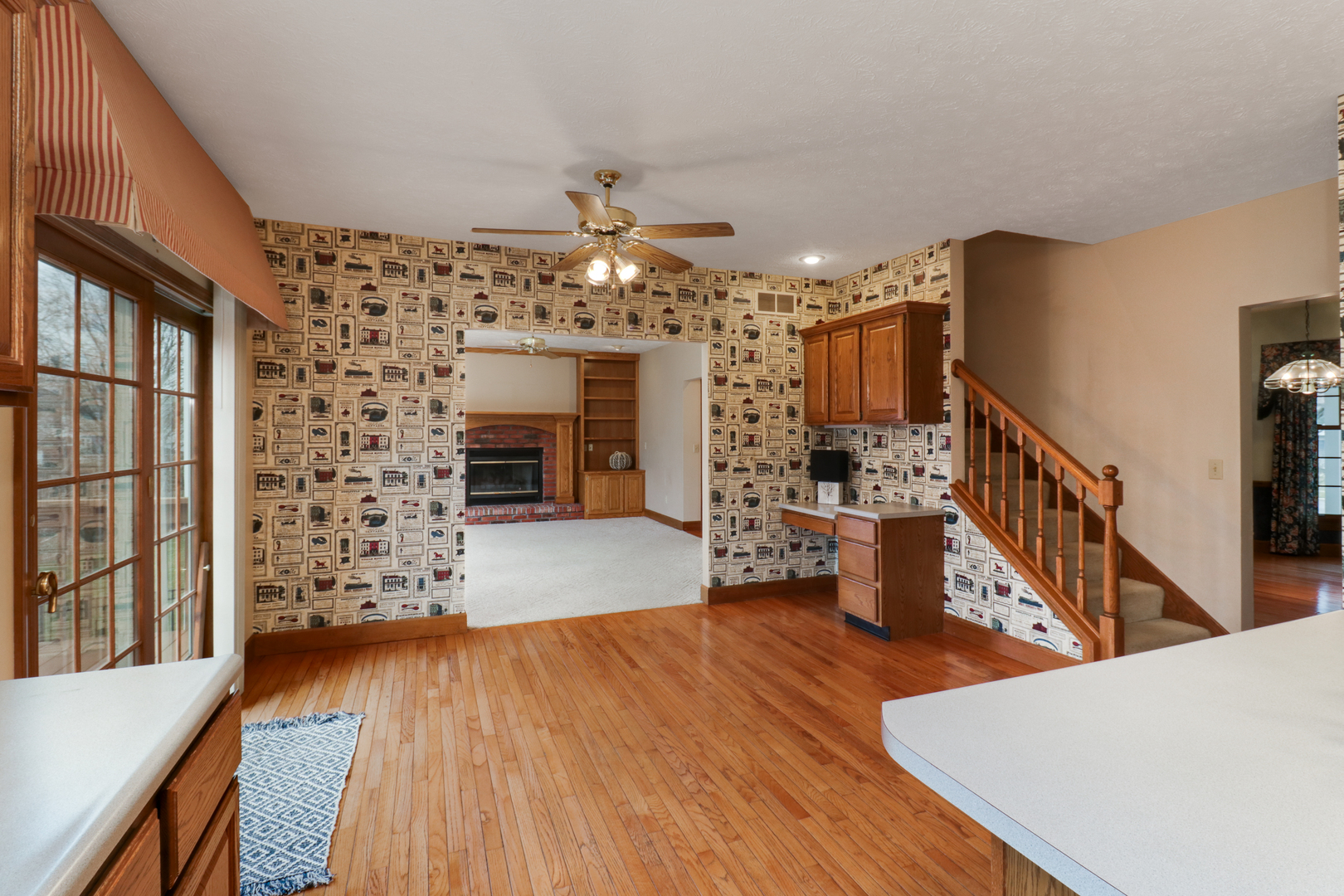 2810 Huntington Road Bloomington, IL 61704 - Photo 13 of 51 Gallery Image 13