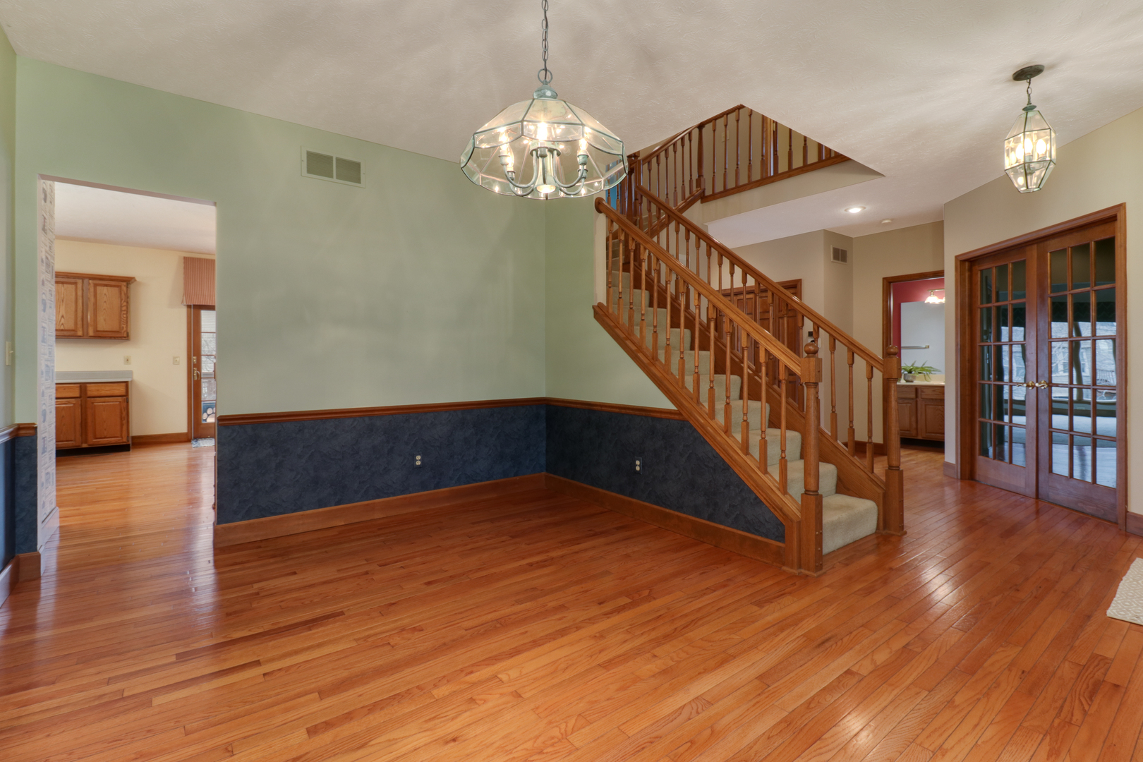 2810 Huntington Road Bloomington, IL 61704 - Photo 18 of 51 Gallery Image 18