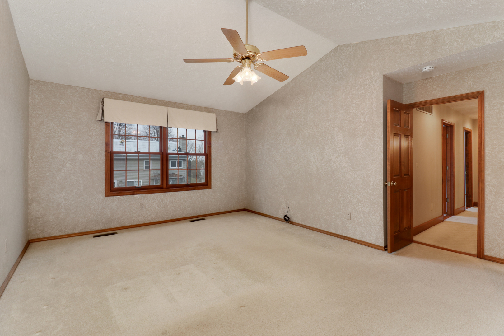 2810 Huntington Road Bloomington, IL 61704 - Photo 21 of 51 Gallery Image 21