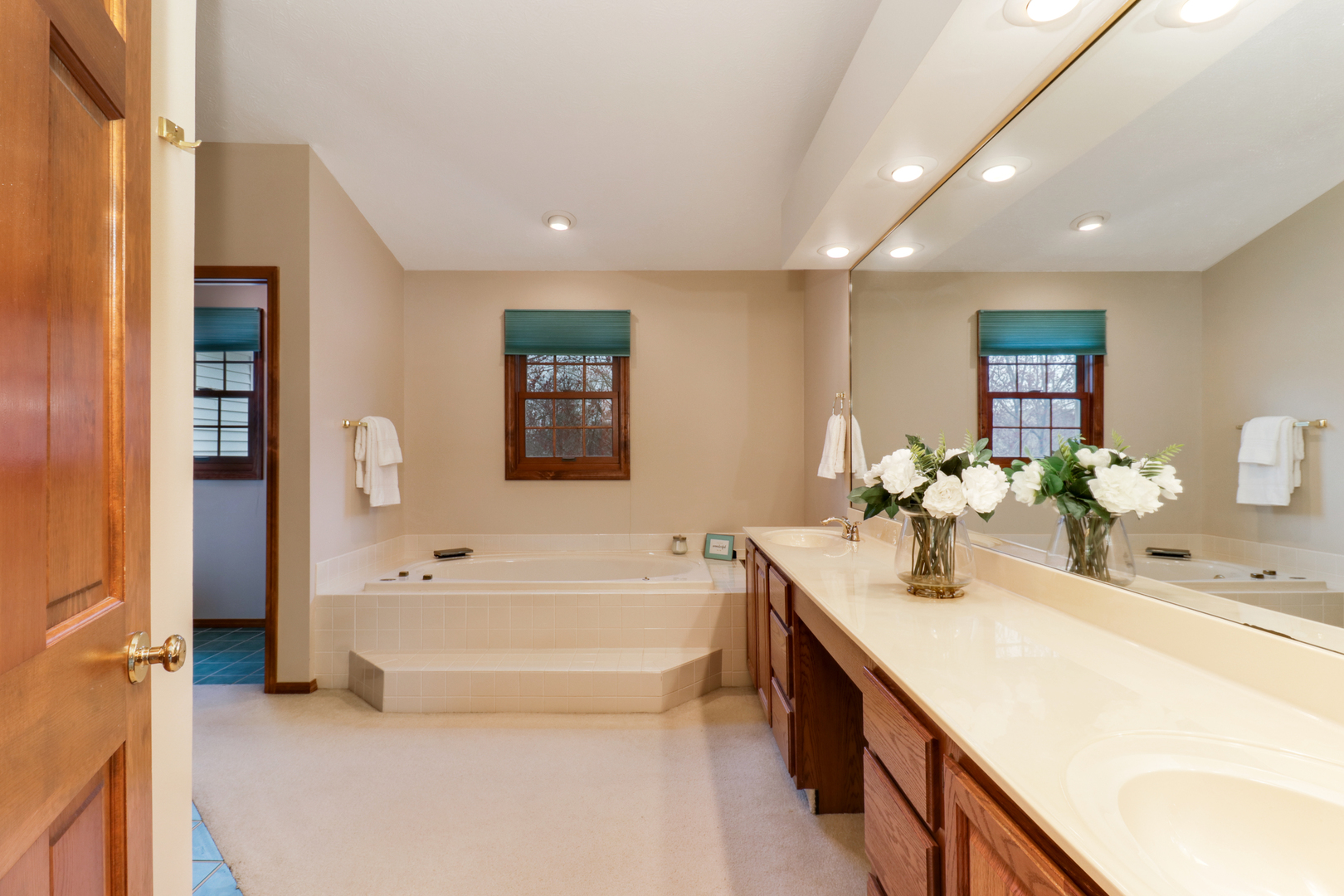 2810 Huntington Road Bloomington, IL 61704 - Photo 24 of 51 Gallery Image 24