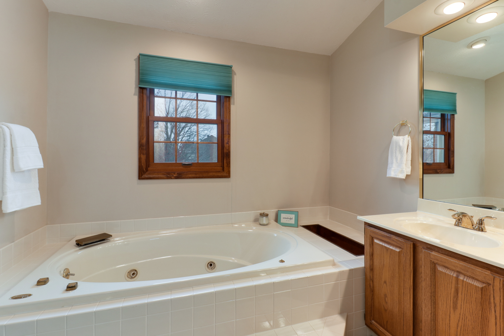 2810 Huntington Road Bloomington, IL 61704 - Photo 27 of 51 Gallery Image 27