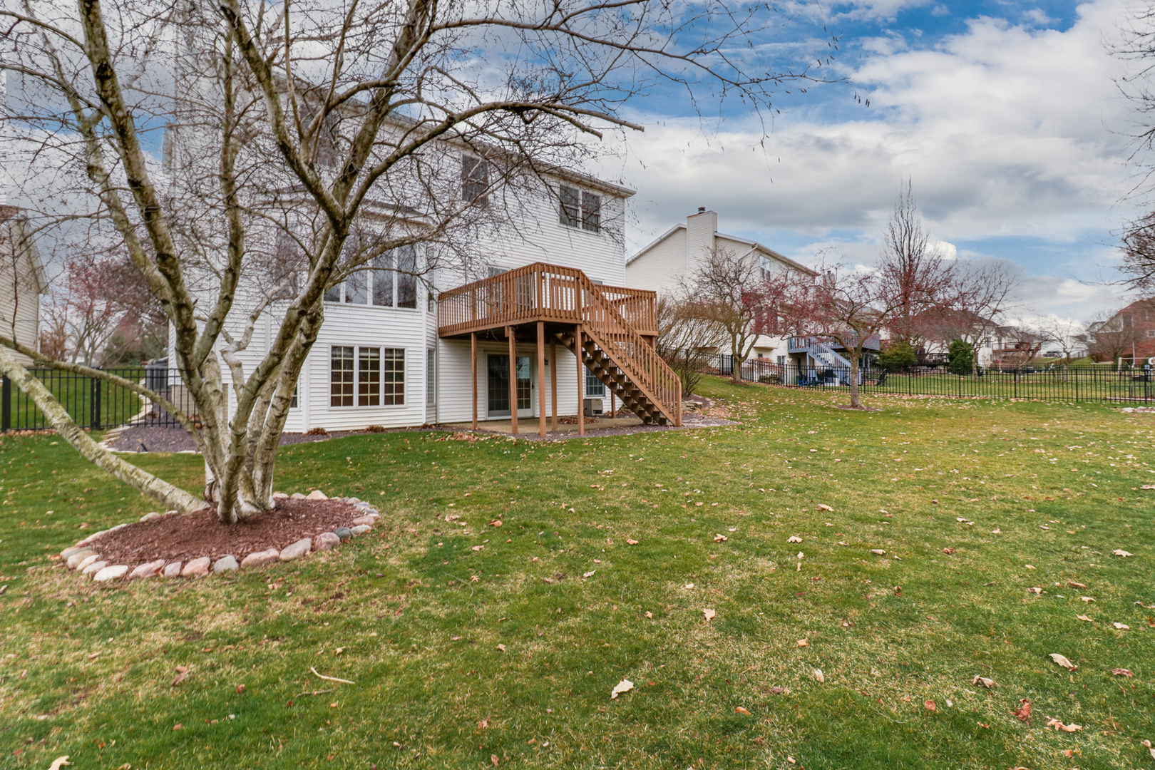 2810 Huntington Road Bloomington, IL 61704 - Photo 48 of 51 Gallery Image 48
