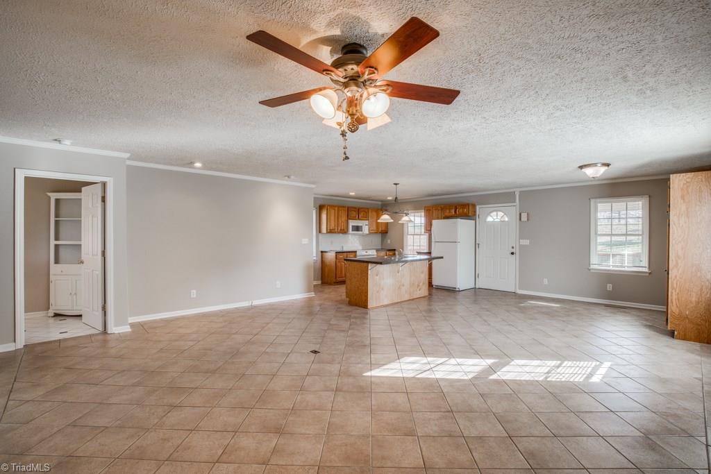 1768 Cook School Road Pilot Mountain, NC 27041 - Photo 4 of 22 Gallery Image 4