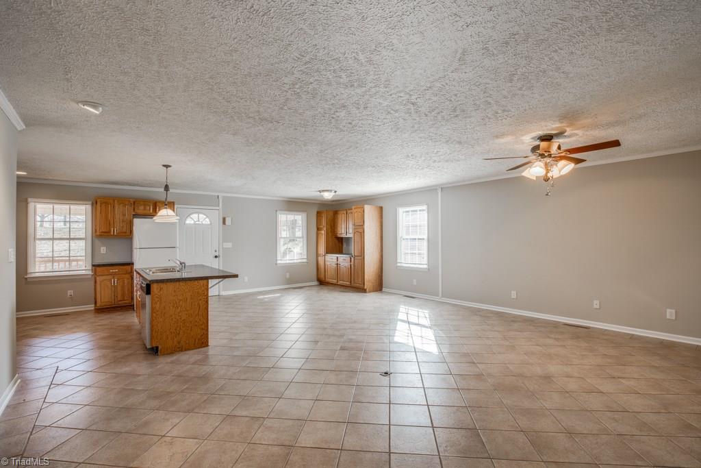 1768 Cook School Road Pilot Mountain, NC 27041 - Photo 5 of 22 Gallery Image 5