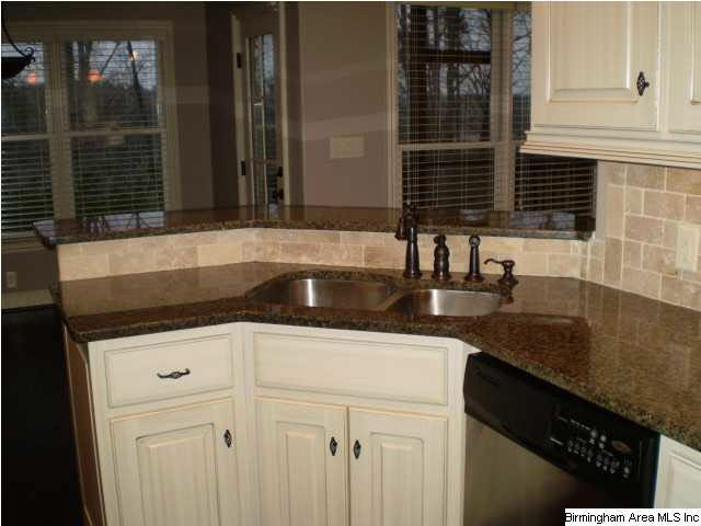 513 Cross Rdg Lane Odenville, AL 35120 - Photo 17 of 32