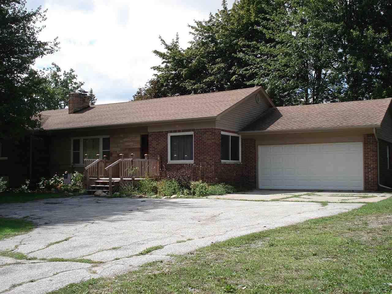 6292 Lakeshore Road Lexington, MI 48450 - Photo 2 of 31