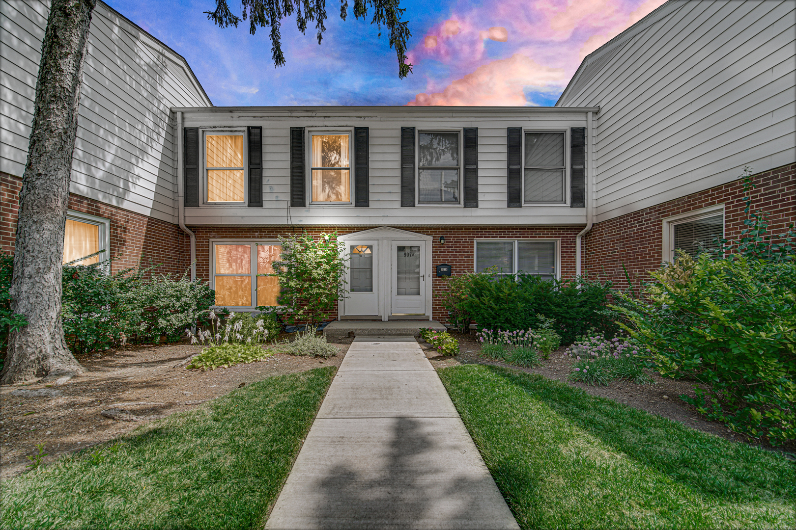 907 Waukegan Road, Unit B Deerfield, IL 60015 - Photo 1 of 25 Gallery Image 1