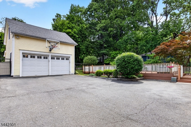 2 Russell Road Fanwood, NJ 07023 - Photo 40 of 48