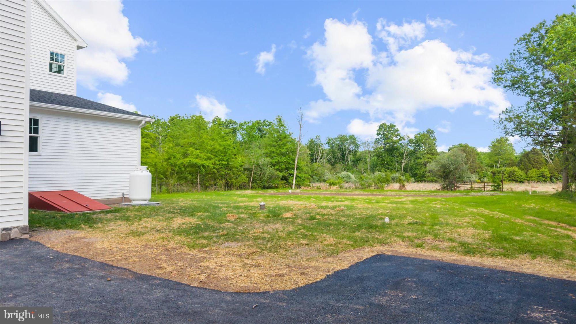 394 Renninger Road Perkiomenville, PA 18074 - Photo 39 of 41 a view of a backyard