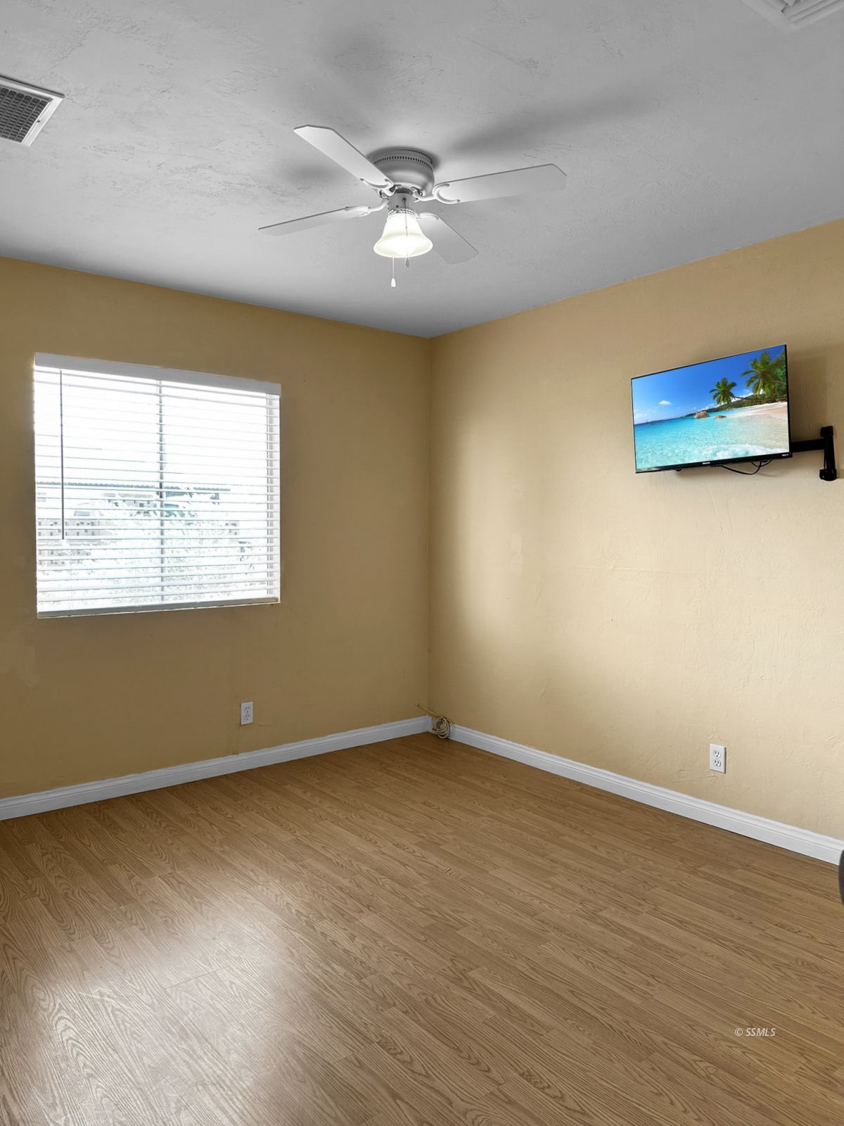 1200 West Dolphin Avenue Ridgecrest, CA 93555 - Photo 17 of 35 Gallery Image 17
